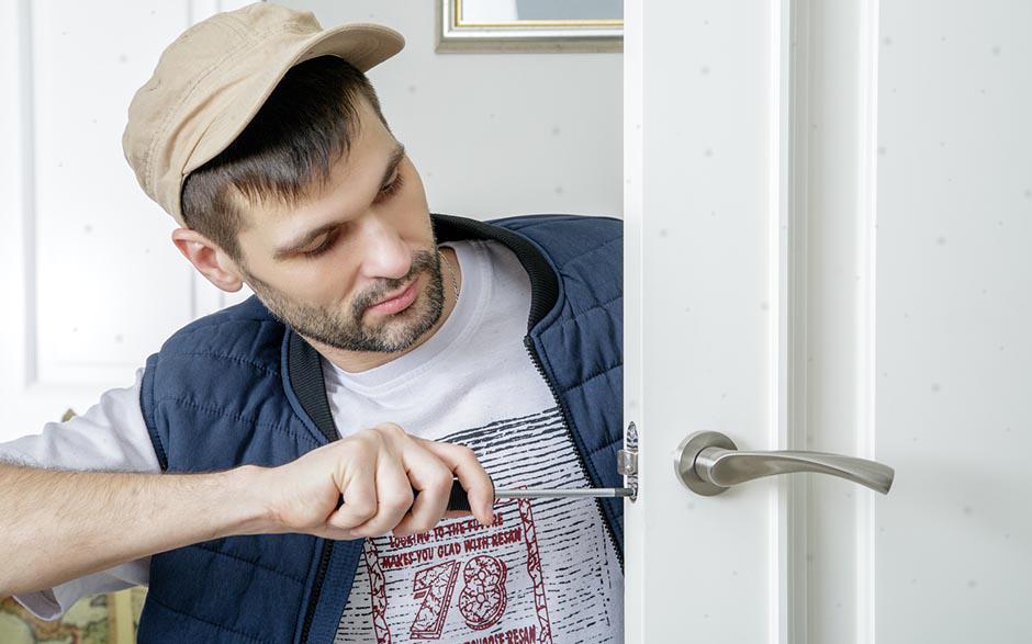 comment ouvrir une porte avec clé à l intérieur Colombes